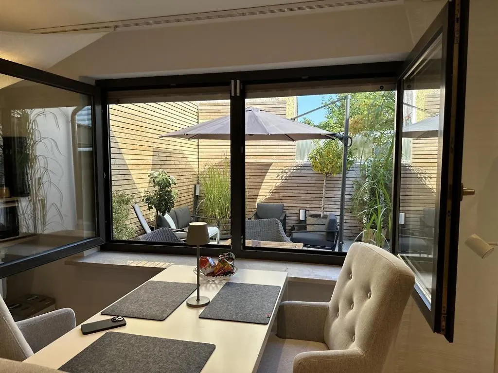 Max & Moritz Appartements Augsburg 0*,