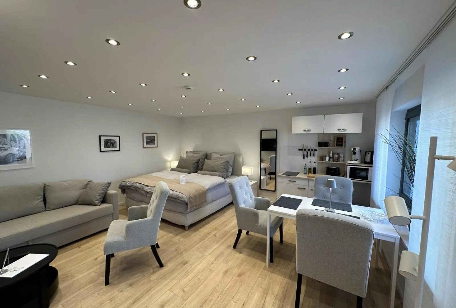 Max & Moritz Appartements Augsburg 0*,  Germany